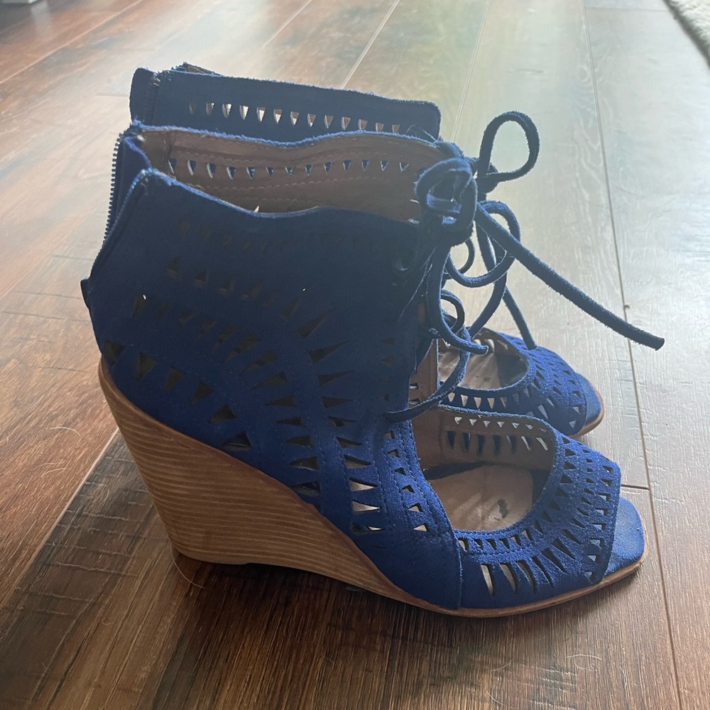 Jeffrey Campbell Serena Wedge Lace Up Sandal size 9.5 blue